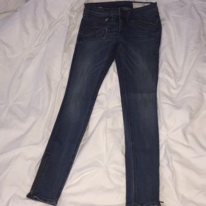 Rag&Bone skinny jeans with zippers 26